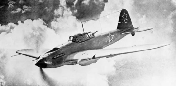 Ilyushin Il-2M3 in flight