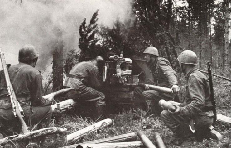 75mm Pak 40 in firing position