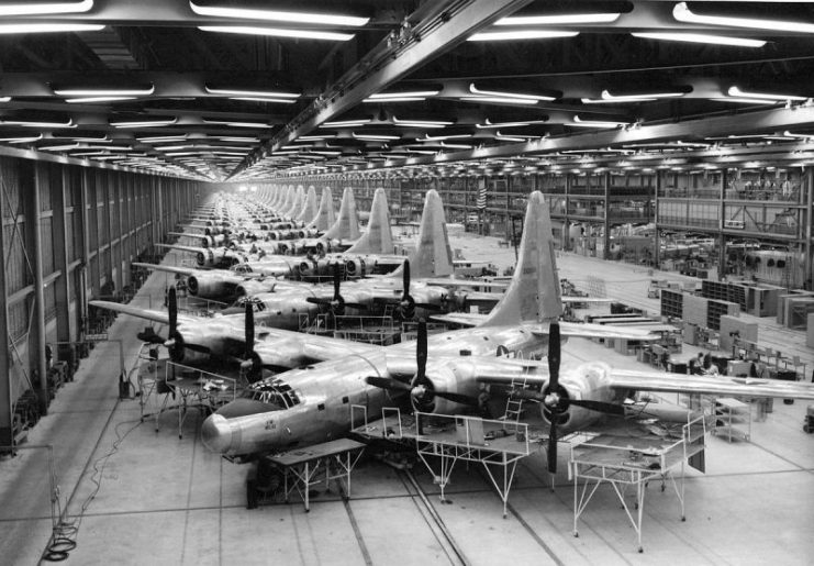 TB-32s being assembled at Consolidated’s Fort Worth factory