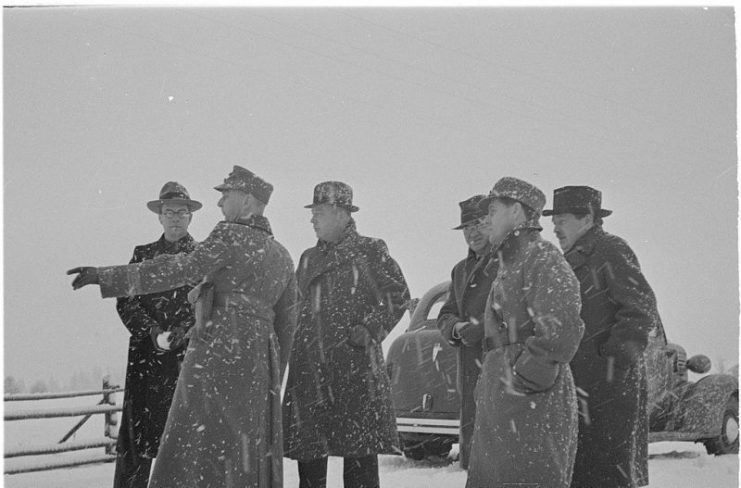 29 November 1939, foreign press at Mainila, where a border incident between Finland and the Soviet Union escalated into the Winter War