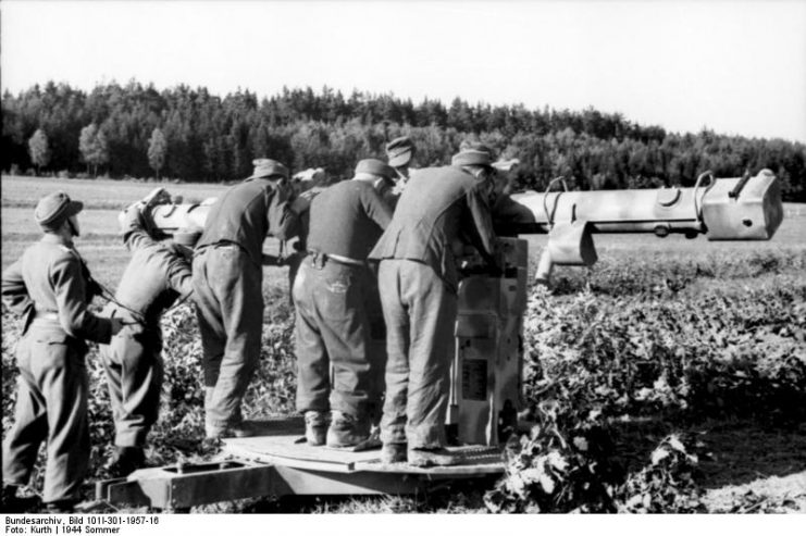 Northern France, Flak rangefinder. By Bundesarchiv – CC BY-SA 3.0 de