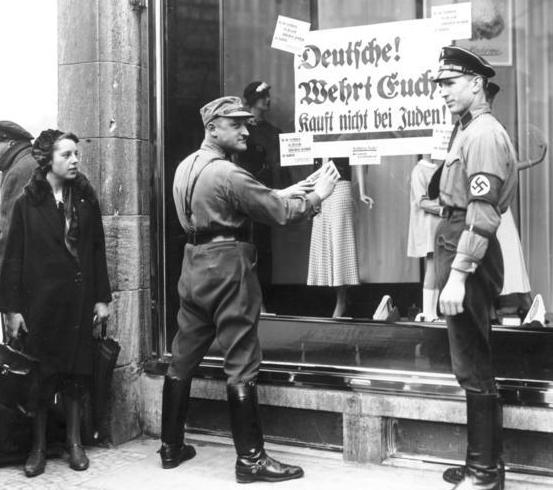Boycott of the National Socialists against Jewish business in Germany “German, resist, do not buy from Jews”. By Bundesarchiv – CC BY-SA 3.0 de