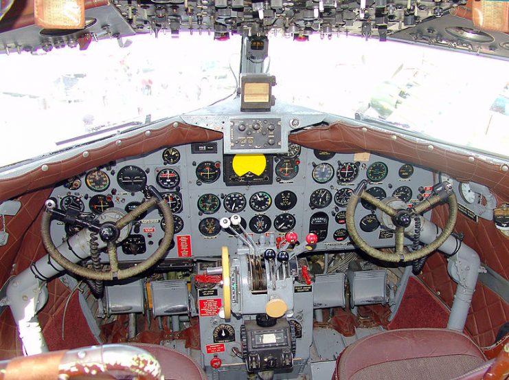 Cockpit of DC-3 formerly operated by the FAA to verify operation of navaids (VORs and NDBs) along federal airways.Photo: Intersofia CC BY-SA 2.5