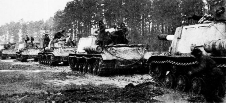 ISU-152 guns, East Prussia April 1945