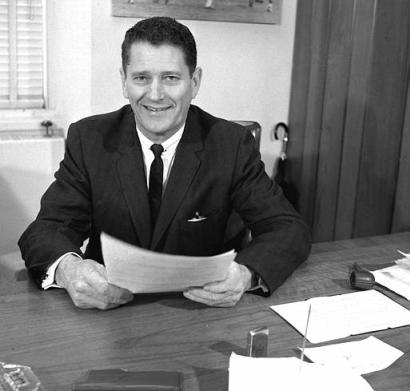Joe Foss as Commissioner of the American Football League
