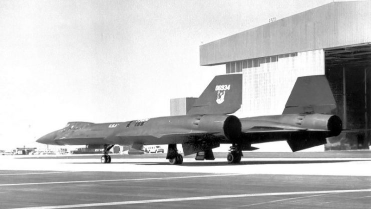 Lockheed YF-12A 60-6934 in Air Defense Command markings 1963.