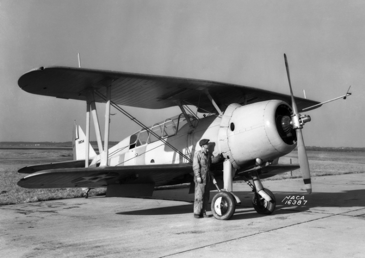 The Vought XSB3U-1 (BuNo 9834) at the NACA Langley Research Center, Virginia (USA), 1 December 1938. One plane was built, making its first flight in 1936.