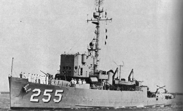 The largest and most successful classes of minesweepers ordered by the United States Navy during World War II – Admirable-class minesweeper