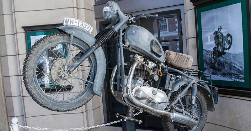 The motorcycle used by Ekins for stunts in the film The Great Escape. Photo: Portlandjim CC BY-SA 4.0