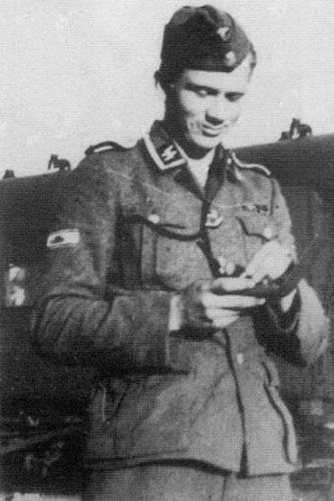Alf Silverberg, Finnish Waffen-SS volunteer. He wears a tank destruction badge on his arm sleeve for single-handedly destroying Soviet tanks.