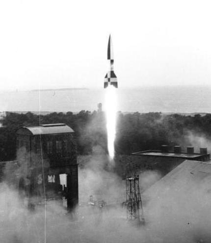 Peenemünde, rocket launch. By Bundesarchiv – CC BY-SA 3.0 de