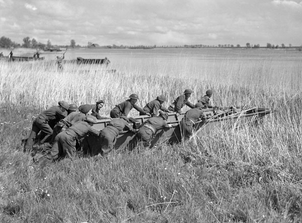 Personnel of the Royal Canadian Engineers during WWII.