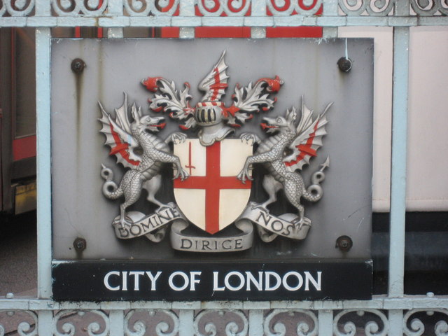 City of London coat of arms on the street. Photo: Mike Quinn CC BY-SA 2.0
