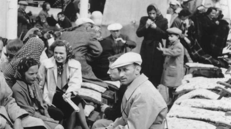 Passengers on the deck of St.Louis