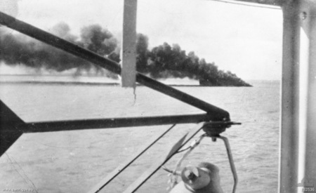 Peary sinking at Darwin, 19 February 1942.
