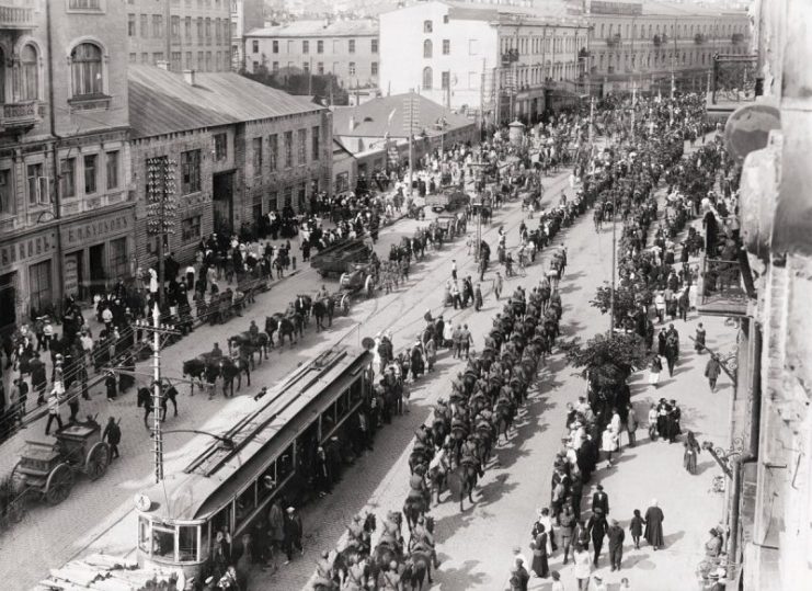 Polish troops entering Kien during the Polish-Soviet War, 1920