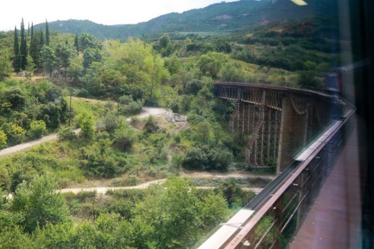 The Gorgopotamos river viaduct.Photo: Carneddau CC BY-NC-SA 2.0