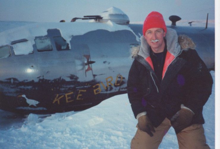 Tod Anderson in front of the Kee Bird. Tod was part of the 1995 restoration team.Photo: EuphJa CC BY-SA 4.0