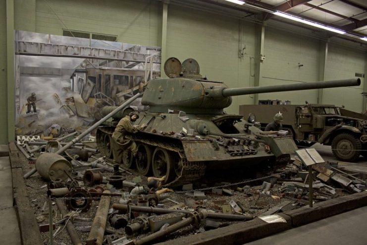 A diorama showing T-34-85 tank. Photo: Ryan Crierie / CC-BY-SA 2.0