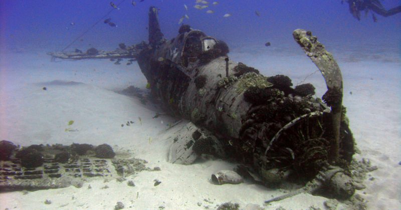 Please note this is a wreck of a Corsair -not a P-47,