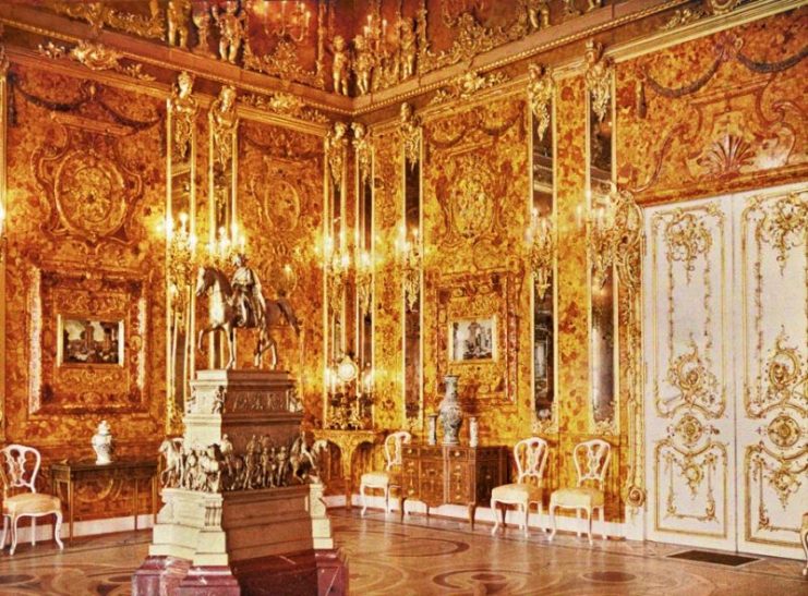 The Amber Room in the Catherine Palace, 1917.