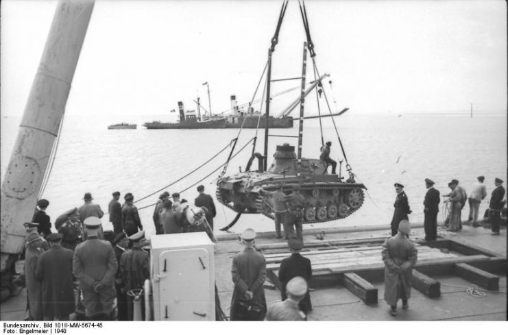 Operation Sea Lion: A Panzer III Tauchpanzer under test (1940).