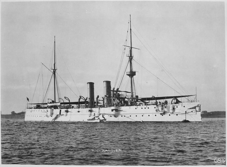 USS Raleigh (C-8), starboard bow view.