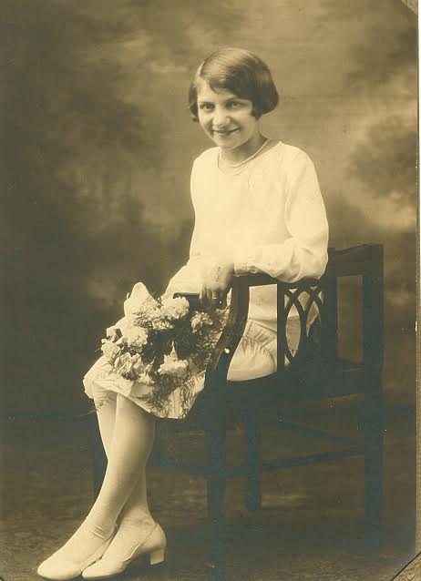 Picture of young Lt. Aleda E. Lutz.