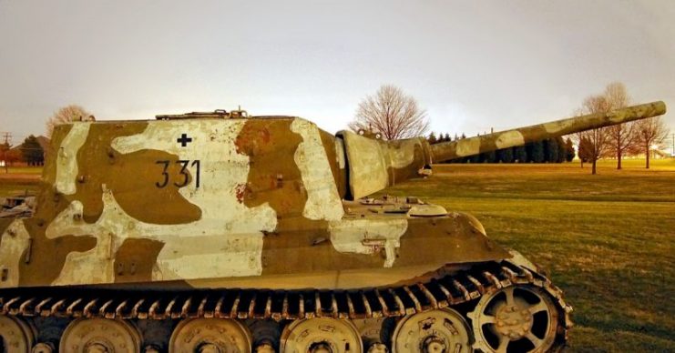 The Panzerjäger Tiger Ausf. B Jagdtiger (Sd. Kfz. 186). This photo was taken at the US Army Ordnance Museum, Aberdeen Proving Ground, MD. Photo: Galen Parks Smith / CC-BY-SA 2.0