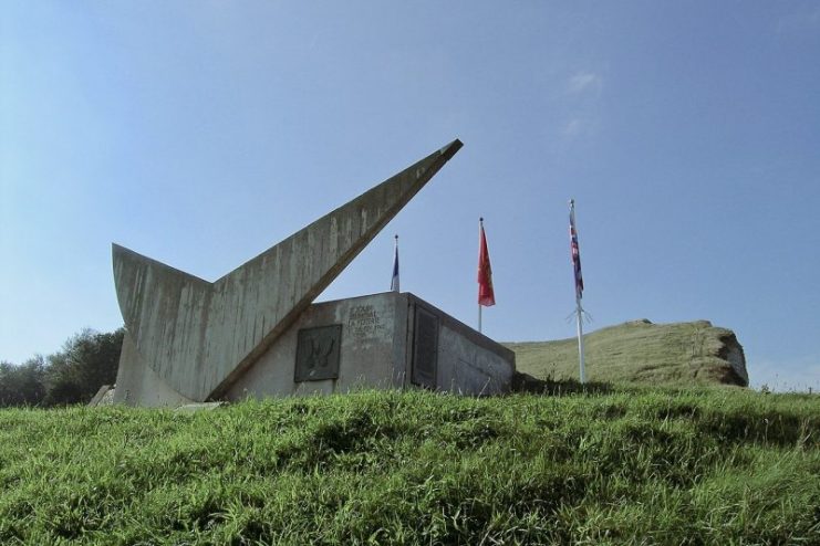 Biting memorial at Bruneval Photo by Guycarmeli CC BY SA 4.0