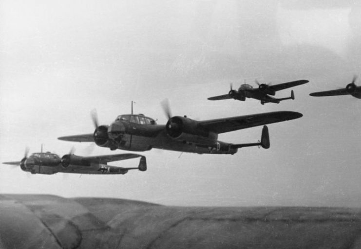 A formation of Dornier Do 17Zs, circa 1940.Photo: Bundesarchiv, Bild 101I-342-0603-25 / Ketelhohn [Kettelhohn] / CC-BY-SA 3.0