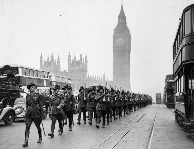 Big Ben and Australian Troops in , 1940.  HU69089.jpg