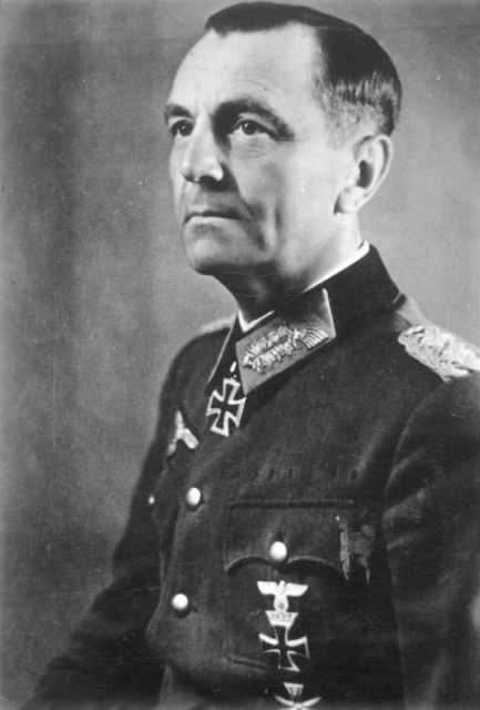Friedrich von Paulus. By Bundesarchiv – CC BY-SA 3.0 de
