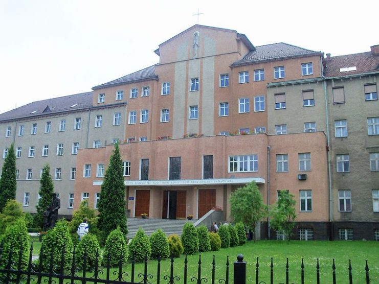 Institution-Provincial House of the Sisters Servants of Mary Immaculate in Katowice.Photo: Lahcim nitup CC BY-SA 3.0
