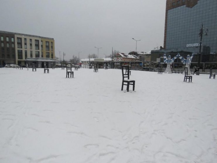 More of the Ghetto Heroes Square.