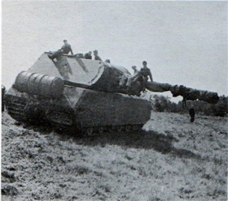 Soviet with Maus Tank in 1945 Photo by BlakeRichard00 CC By SA 4.0