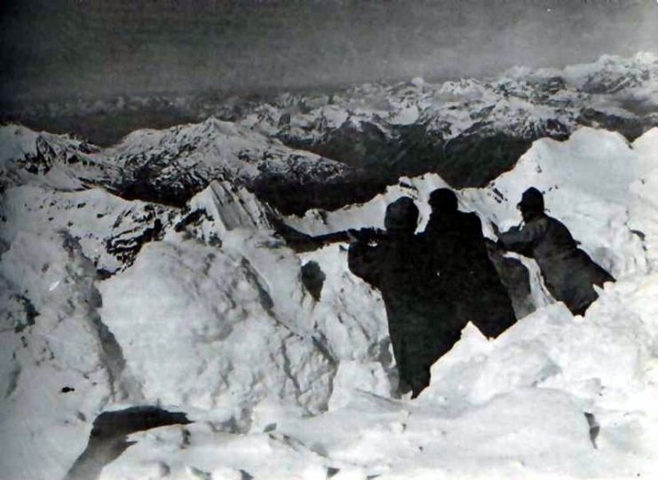 Austro-Hungarian trench in Ortler Alps, 1917