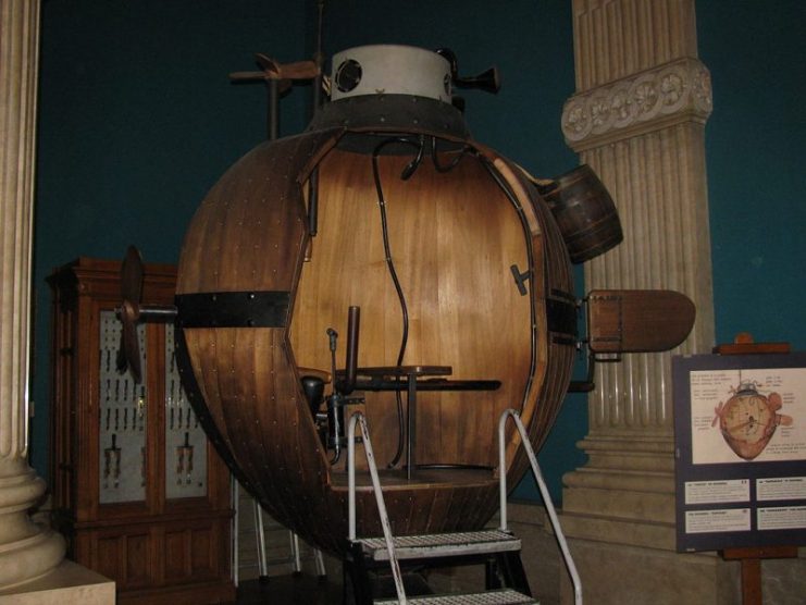 Cutaway replica at the Oceanographic Museum, Photo: Monaco Zenit CC BY-SA 3.0