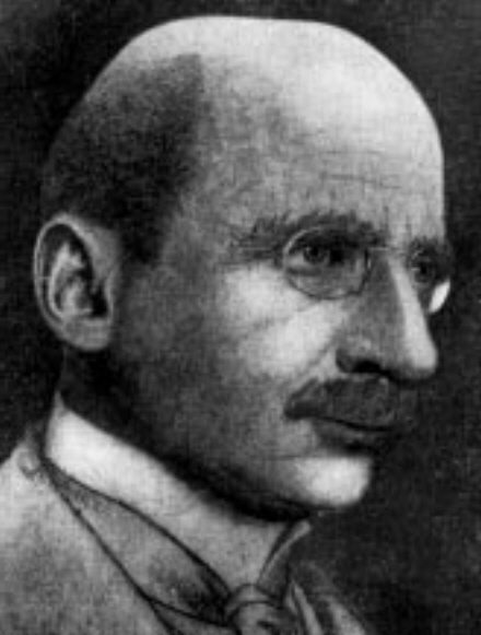 Fritz Haber, a German-Jewish chemist who proposed the use of the heavier-than-air chlorine gas as a weapon to break the trench deadlock.