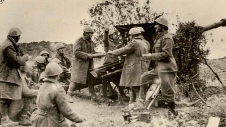 Greek artillery shelling in the Morava height, Greco-Italian War, November 1940.