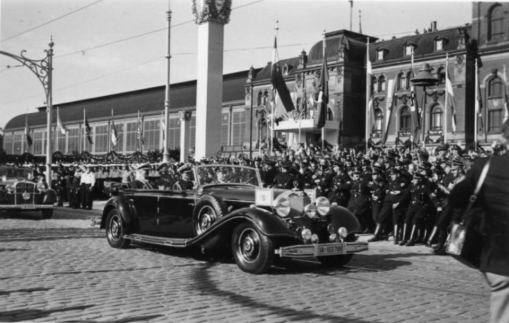 Visit by the Hungarian Head of State Miklos von Horthy and Chancellor Adolf Hitler on the launching of the heavy cruiser PRINZ EUGEN.Photo: Stadtarchiv Kiel CC BY-SA 3.0