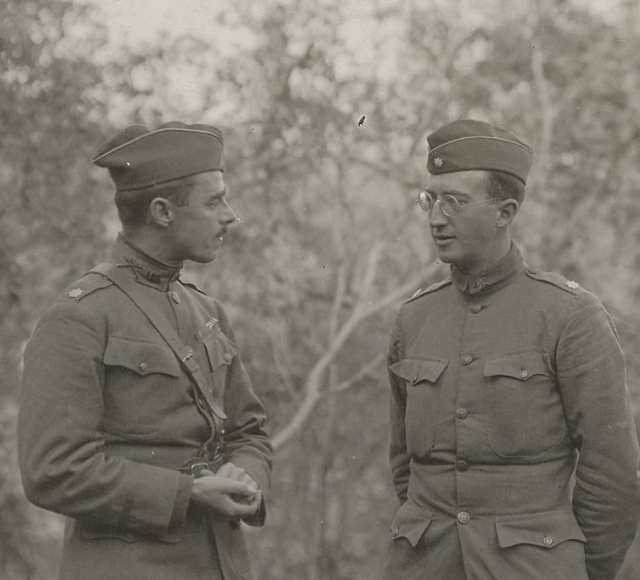 Major Whittlesey (right) talking to Major Kenny, 307th Infantry, after the battle. Kenny’s 3rd battalion took part in the relief attempts for the “Lost Battalion”.