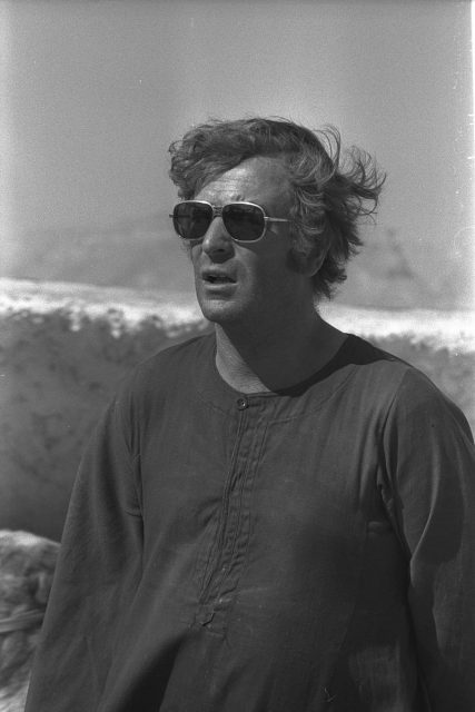 Michael Caine stars in “Ashanti,” filmed at the Moon Valley above Eilat, Israel.Photo: Government Press Office (Israel) CC BY-SA 3.0