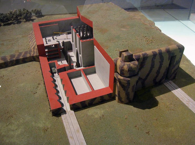Model of the Blockhaus d’Éperlecques as it would have been if completed and operational.Photo: Prioryman CC BY-SA 3.0