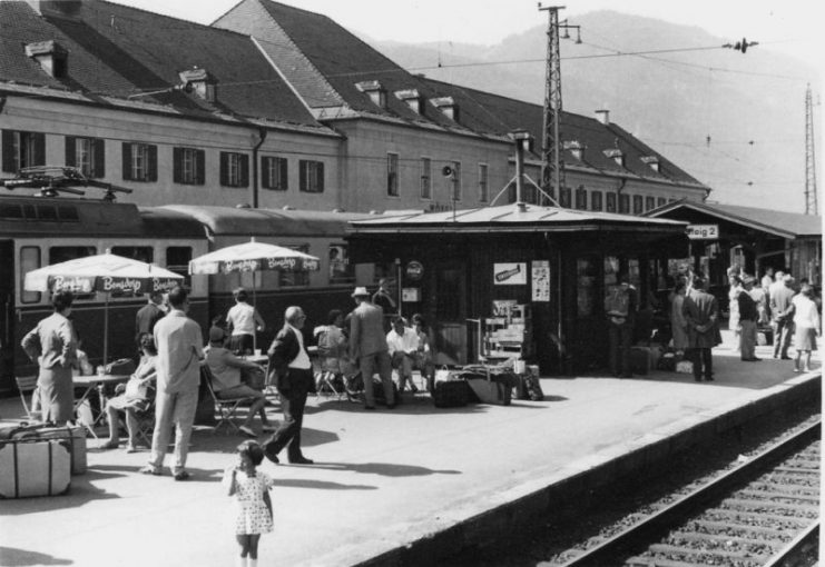 Wörgl railway station. Photo by Jacquesverlaeken CC BY-SA 3.0