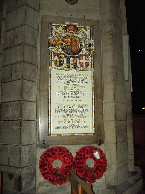 Notre-Dame de Paris: To the glory of God and to the memory of one million dead of the British Empire … 1914-1918