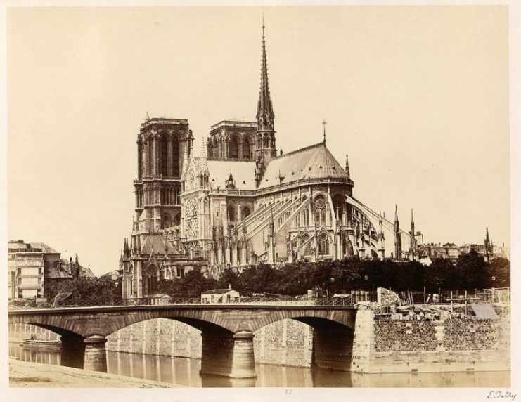 East facade of Notre-Dame in the 1860s.
