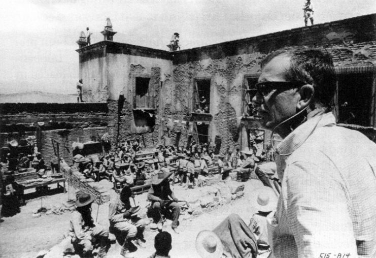 The director sets up the climactic gun battle sequences at “Agua Verde”, The Wild Bunch (1969).