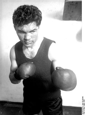 Max Schmeling in 1930.