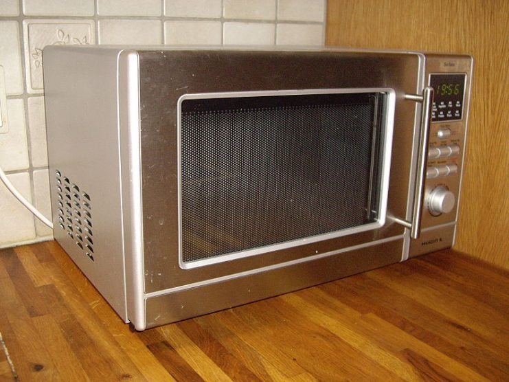 Microwave oven